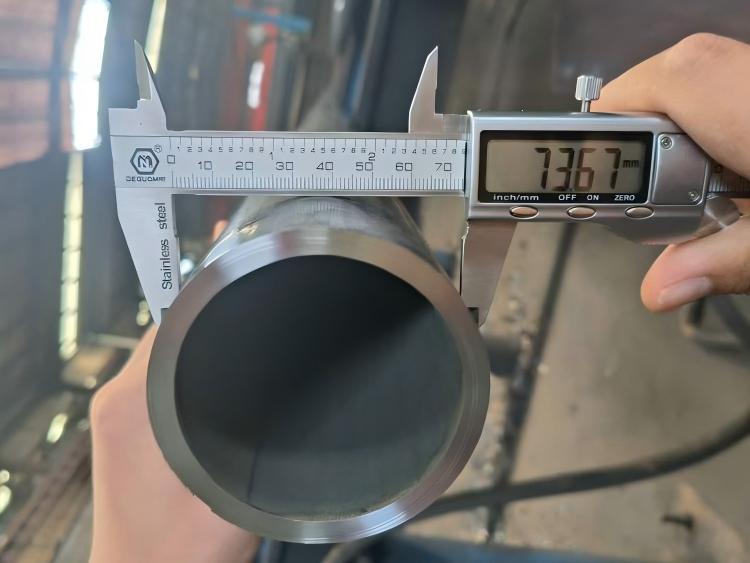 ASTM A572 ROUND STEEL PIPE